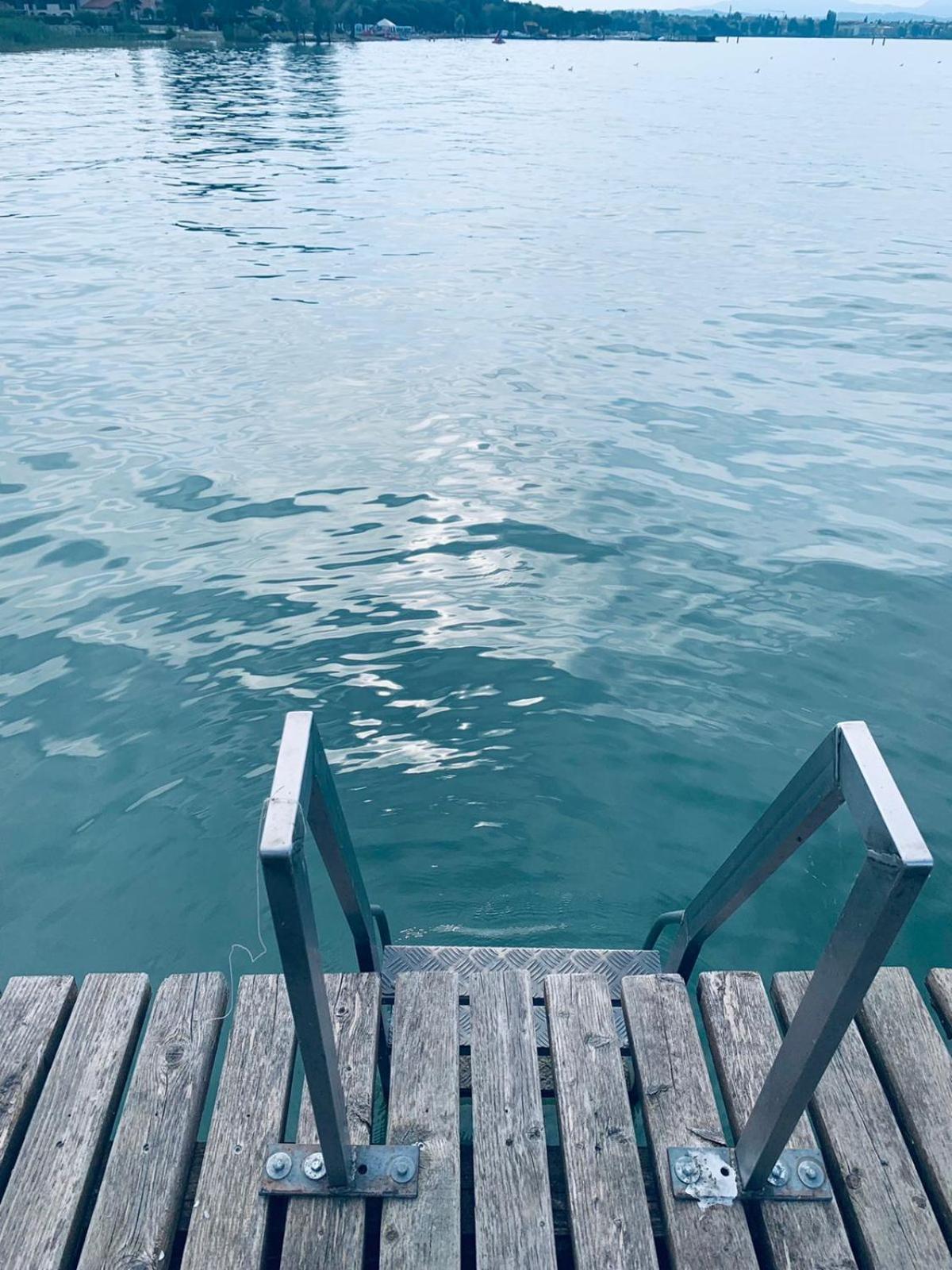 Seeblickwohnung Sirmione - Fronte Lago Mit Privatsteg Eksteriør bilde